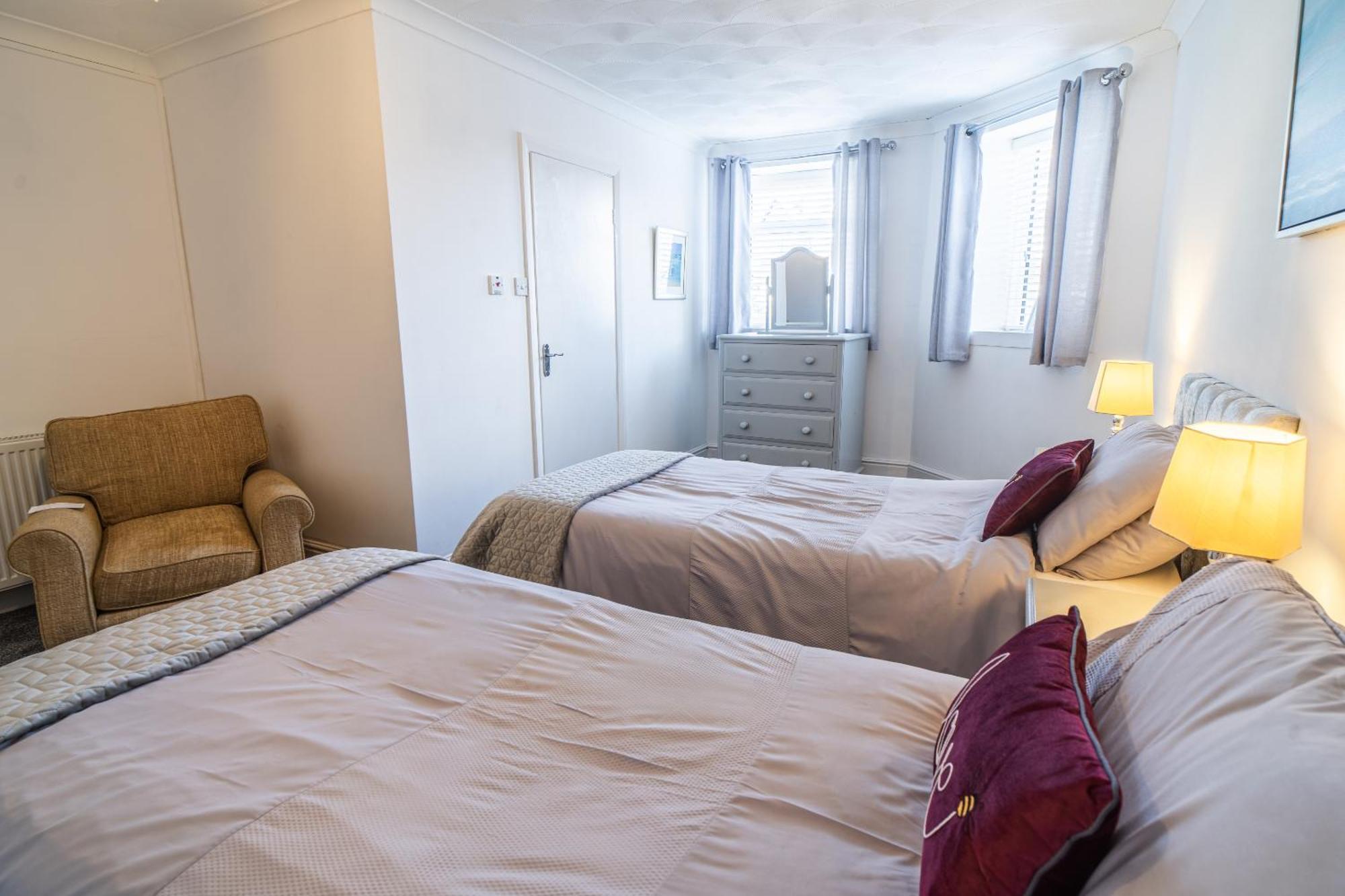 Beachmount Holiday Apartments โคลวินเบย์ ภายนอก รูปภาพ