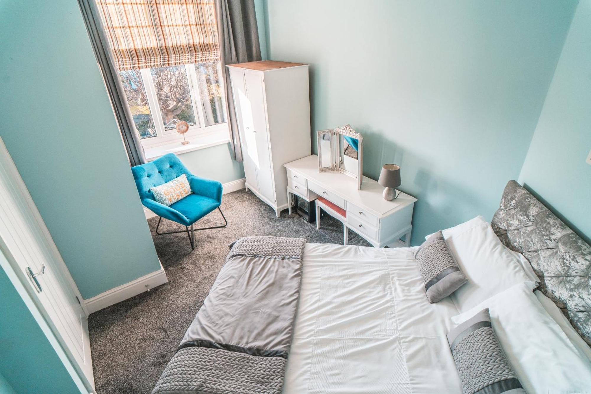 Beachmount Holiday Apartments โคลวินเบย์ ภายนอก รูปภาพ